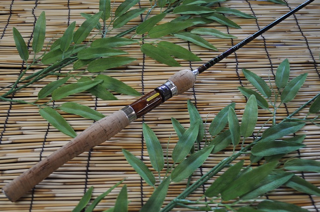 2012�N8��25�����׏��